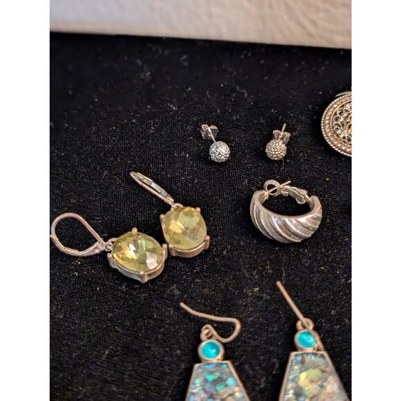 Lot of Nine Pair Silver Tone Pierced Earrings - Picture 6 of 6